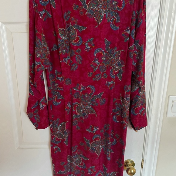 Vintage | Paisley Dress | Gold Buttons | Pockets | Button-Up - Picture 10 of 12